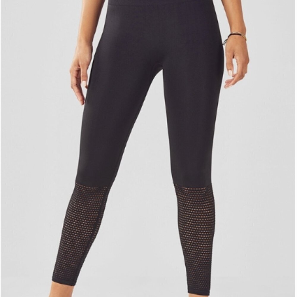 Fabletics Seamless High-Waisted Solid 7/8 Size: S Color: BLACK